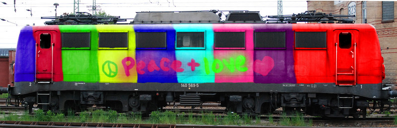 peace-and-love-train